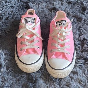 Pink converse